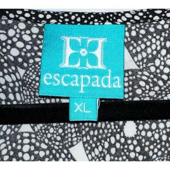 escapada Black print 3/4 flared sleeve tunic shirt size‎ XL - Picture 3 of 7